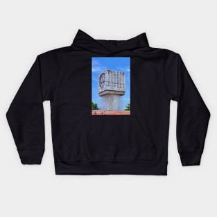 Fountain. Parque Historico Abel Santamaria Kids Hoodie